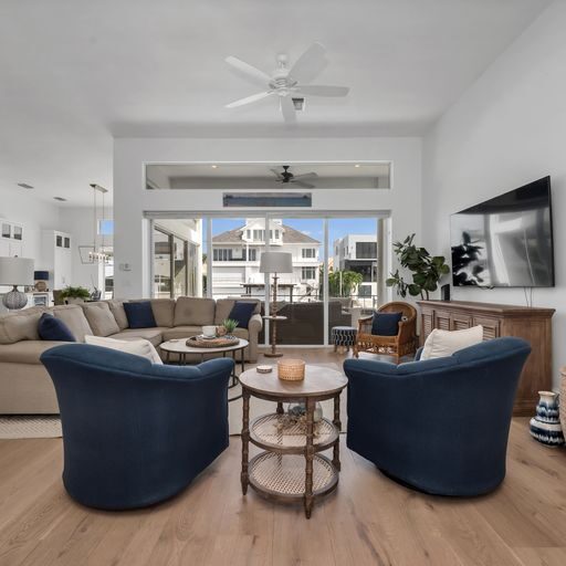 Finished home in Bayview, Naples. Light oak, water-side rooms.